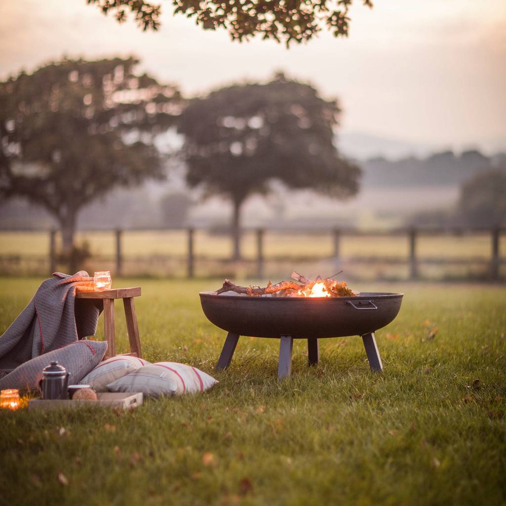Fire Pits & Outdoor Heating